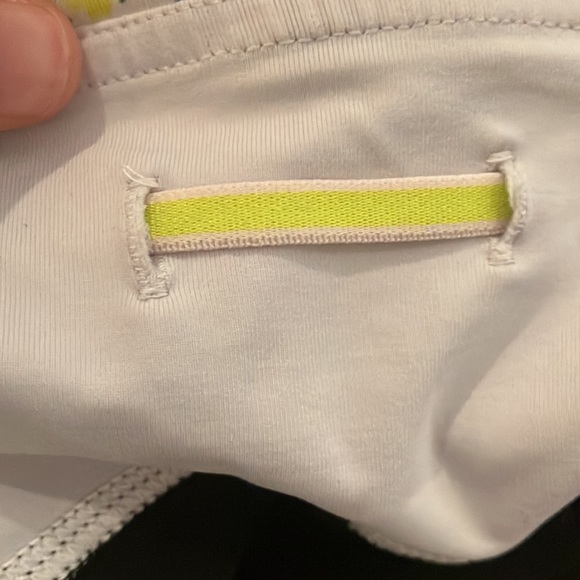 Lululemons Soul Barn Capris Size 4 - Picture 2 of 9